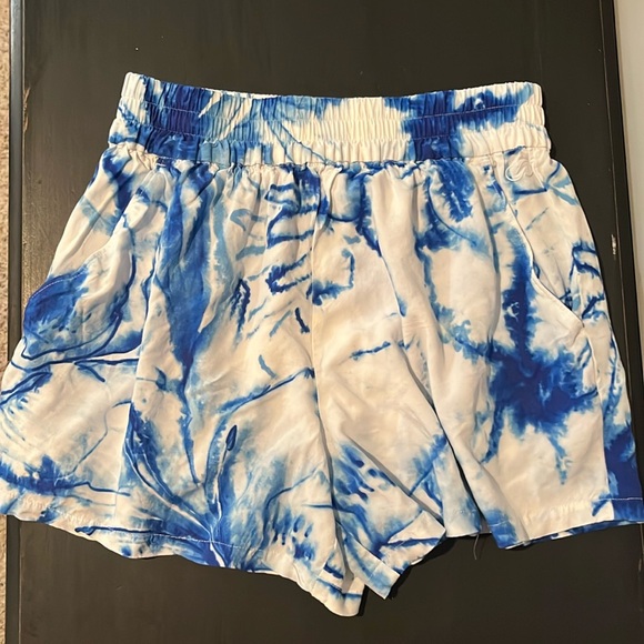 Shorts - Picture 1 of 1